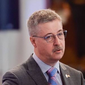 Dan Vardie - Founder Caesar